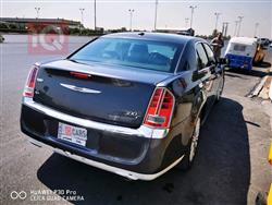 کرایسلەر 300